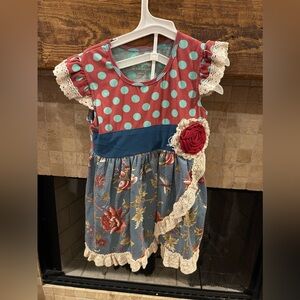 Ruffles dress. Size: 5-6 Like new!